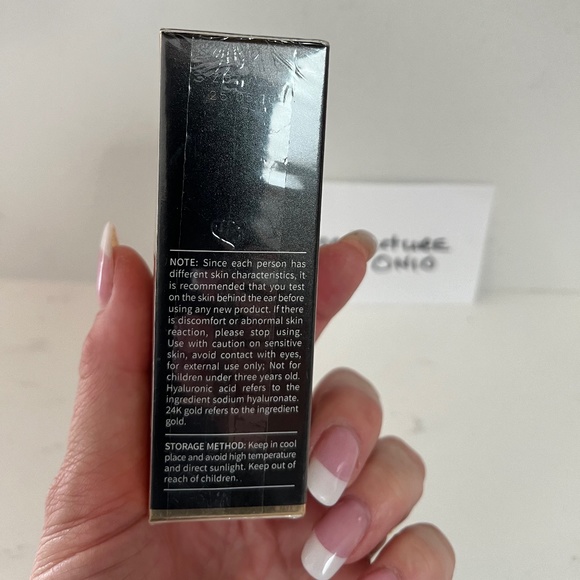 Zozu 24K Gold Essense Hyaluronic Acid Anti Aging 30ml replenish skin repair - Picture 2 of 3